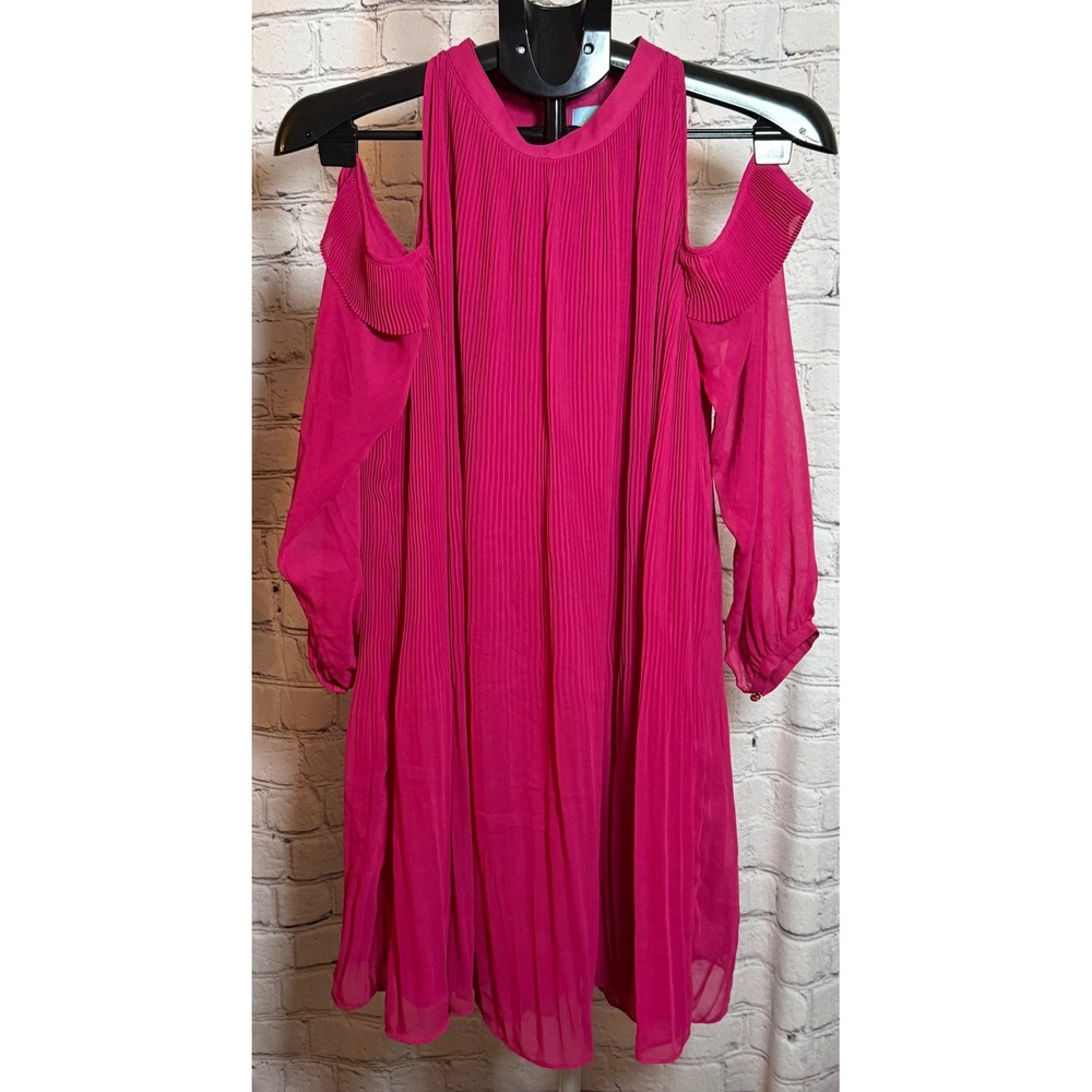 CeCe Magenta Pink Pleated Cold Shoulder Shift Dress Long Sleeve Size 8 Petite